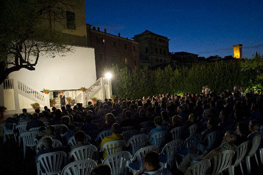 Cinema all'aperto