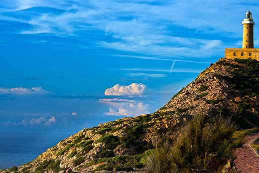 Il faro di Capo Sandalo (Ph. Maria Elena Tiragallo)