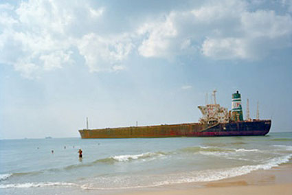 immagine di un oil tanker