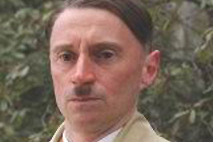 Robert Carlyle - Hitler