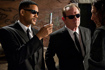 ''Men in black III