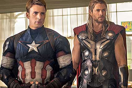 ''Avengers: Age of Ultron''. Chris Evans e Chris Hemsworth