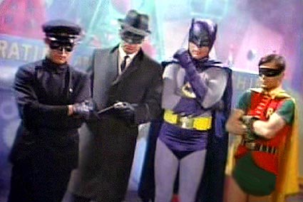 Green Hornet e Kato incontrano Batman e Robin